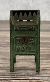 Hubley 1572 US Mail Mailbox Cast Iron Still Bank