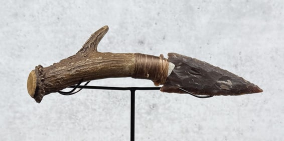 Bo Earls Handmade Horn Handle Knife