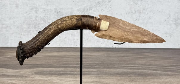 Bo Earls Handmade Horn Handle Knife