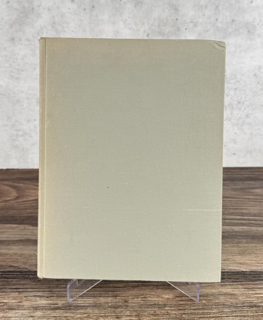 Winchester The Gun That Won the West: Harold F. Williamson. 1963