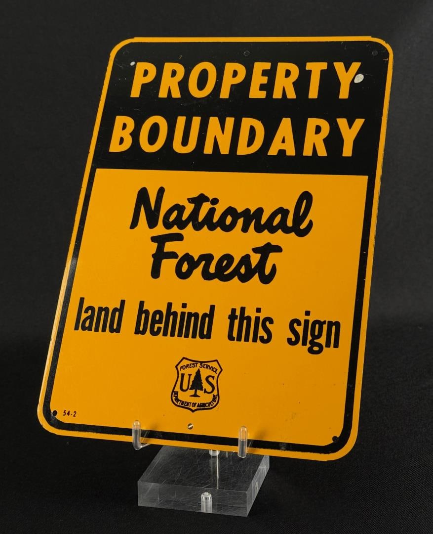 USFS US Forest Service Property Boundary Sign: Nice Sign. Dated 1954. 7" by 10"
