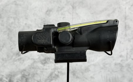 Trijicon ACOG Yellow Fiber Optic Scope