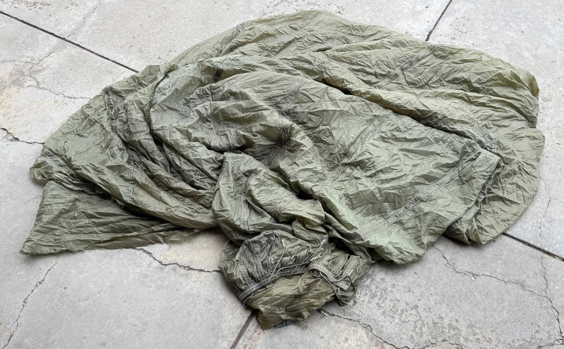 Vietnam War Green Airborne Parachute: From the estate of Special Forces Sargent Rand Garland Jones of Stevensville Montana.