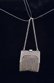 Art Deco Chain Coin Purse