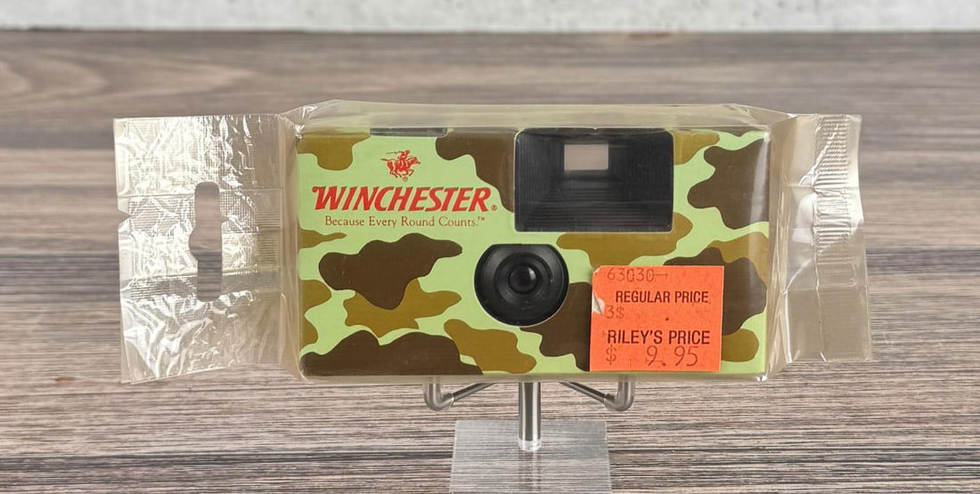 Winchester Fuji Camo Disposable Camera: New old stock, in original packaging.