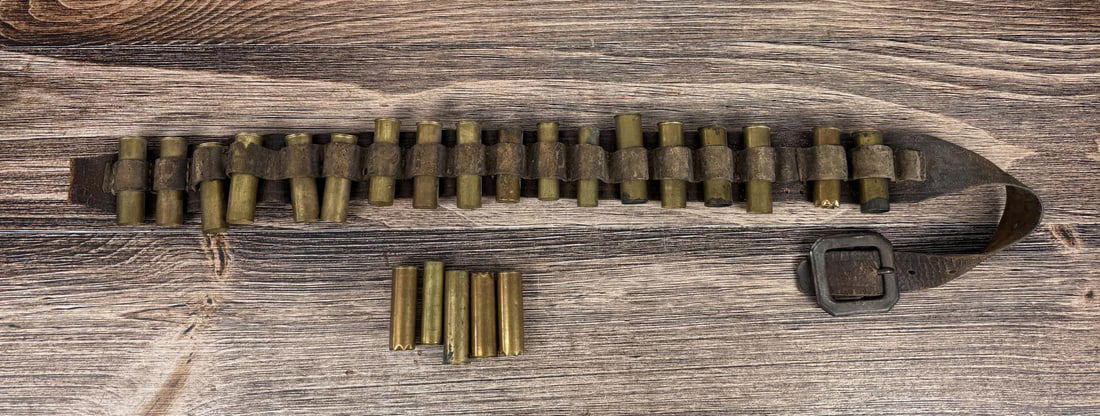Indian Wars Brass Shotgun Shell Belt: Broken closure.