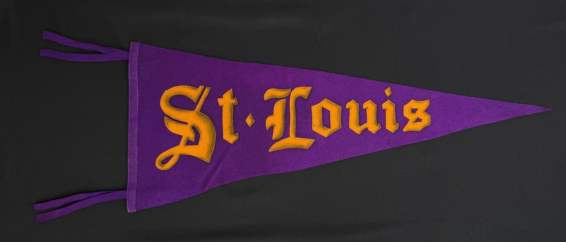 St Louis Missouri Sewn Souvenir Felt Pennant: Sewn on Letters. 27 1/2" by 11".