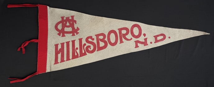 Hillsboro North Dakota Souvenir Felt Pennant