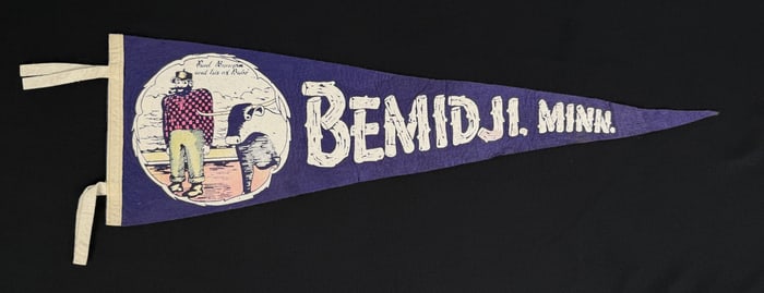 Bemidji Minnesota Souvenir Felt Pennant
