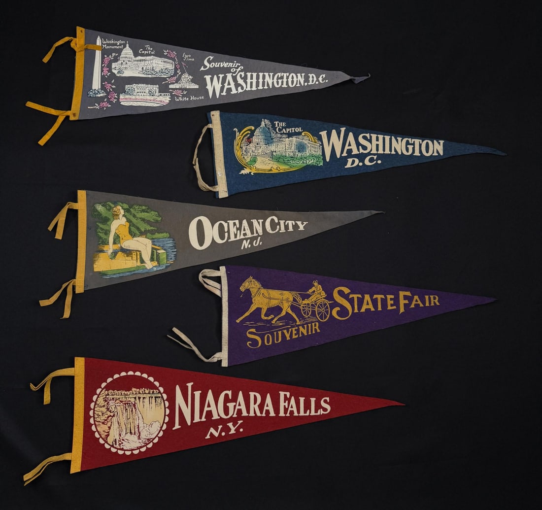 Collection of Souvenir Felt Pennants: Nice grouping.