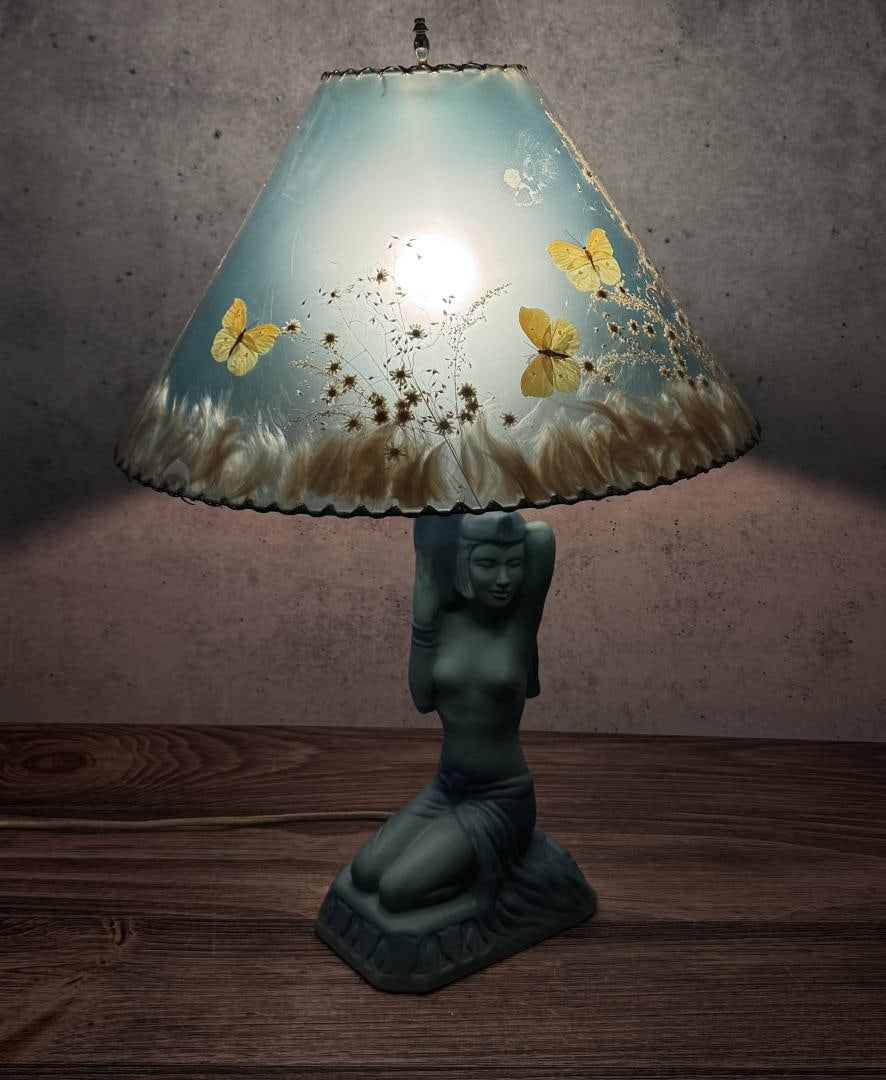 Van Briggle Damsel of Damascus Pottery Lamp: 26" tall, 18" diameter with shade.