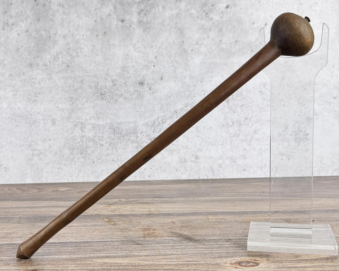 Zulu Africa Knobkerrie Wood War Club: 18" long.
