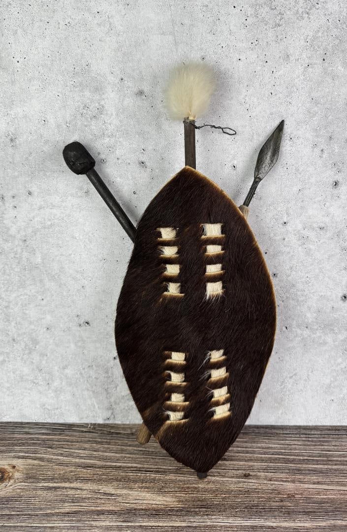 Miniature Zulu African Spear and Shield Set (1 of 5)