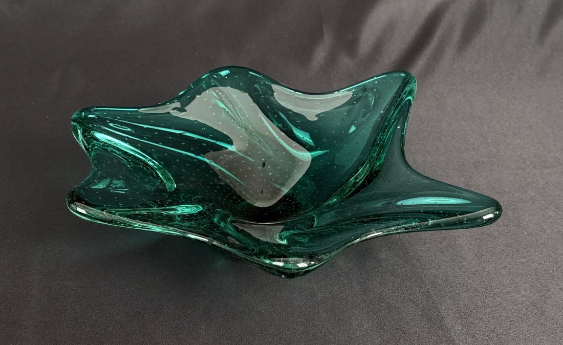 Murano Art Glass Asymmetric Free Form Bowl: 9 1/2" by 8 1/2" by 2 3/8" tall. Controlled bubble.