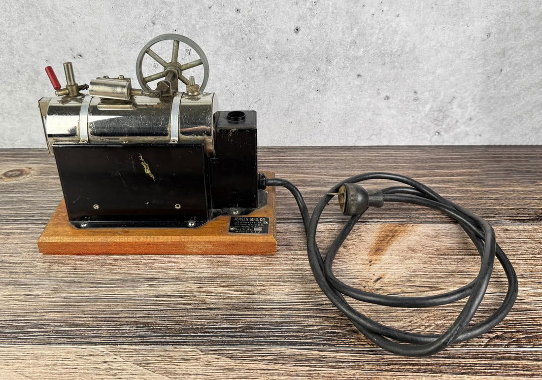 Jensen Model 35 Steam Engine (1 of 4)