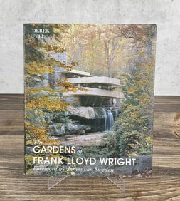 The Gardens of Frank Lloyd Wright