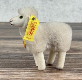 Steiff Flori Sheep