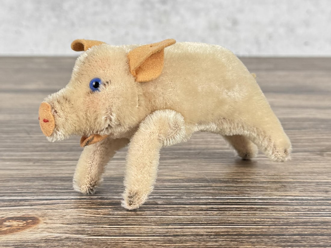 Steiff Jolanthe Mohair Pig (1 of 6)