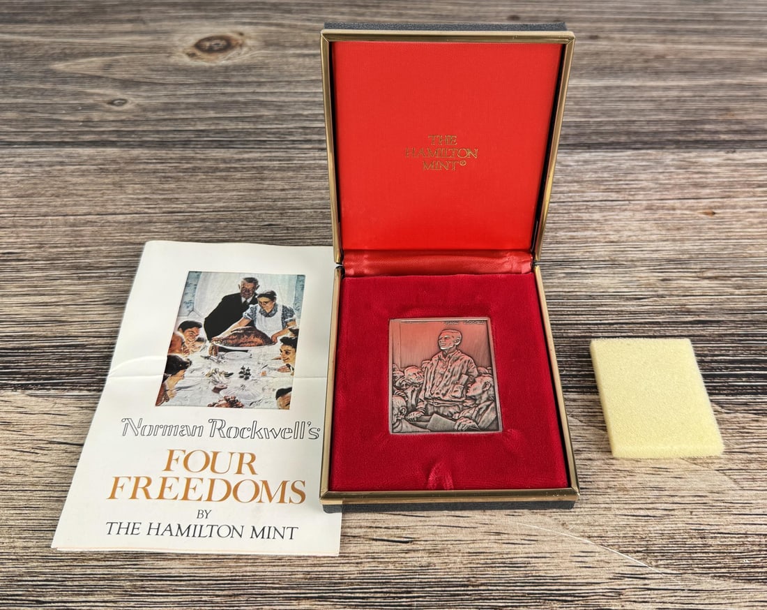 Norman Rockwell Freedom Of Speech Silver Ingot: Issued by the Hamilton Mint. 1000 grains of fine silver. 1000 grains is 64.80 grams.