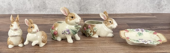 Fitz & Floyd Essentials Botanical Bunny Set
