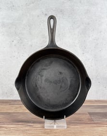 Griswold No 8 Cast Iron Skillet 704 X