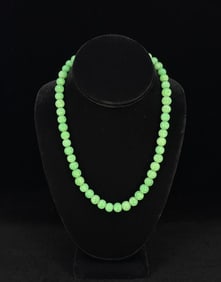 Chinese Jadeite Bead Necklace
