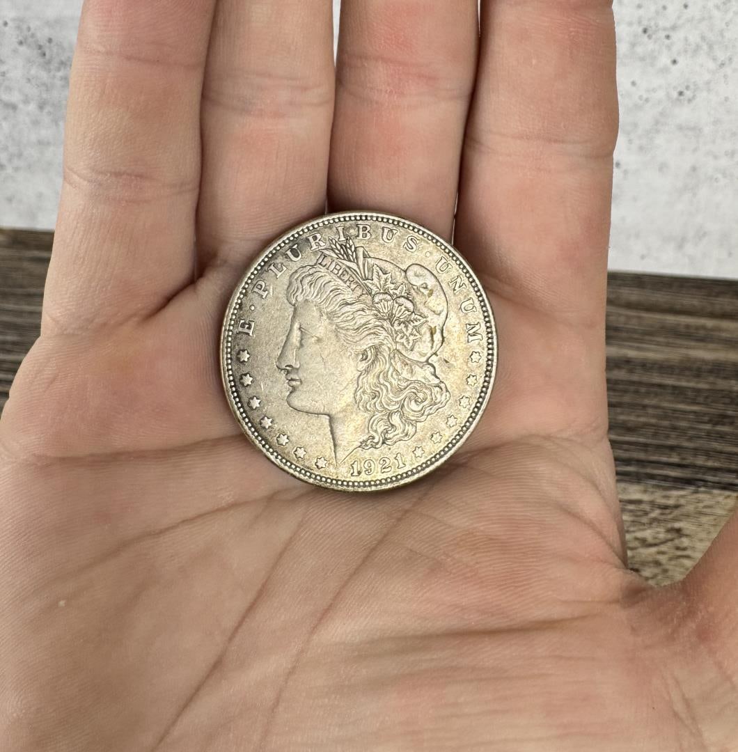 1921 D Morgan Silver Dollar: Nice coin