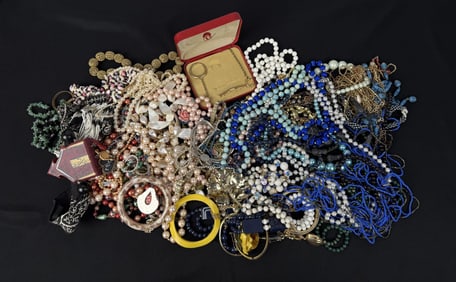 5 Pounds of Costume Jewelry