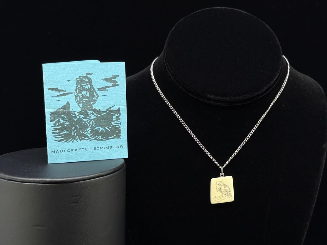 Pier 49 Hawaii Scrimshaw Necklace: 12 7/8" long closed.