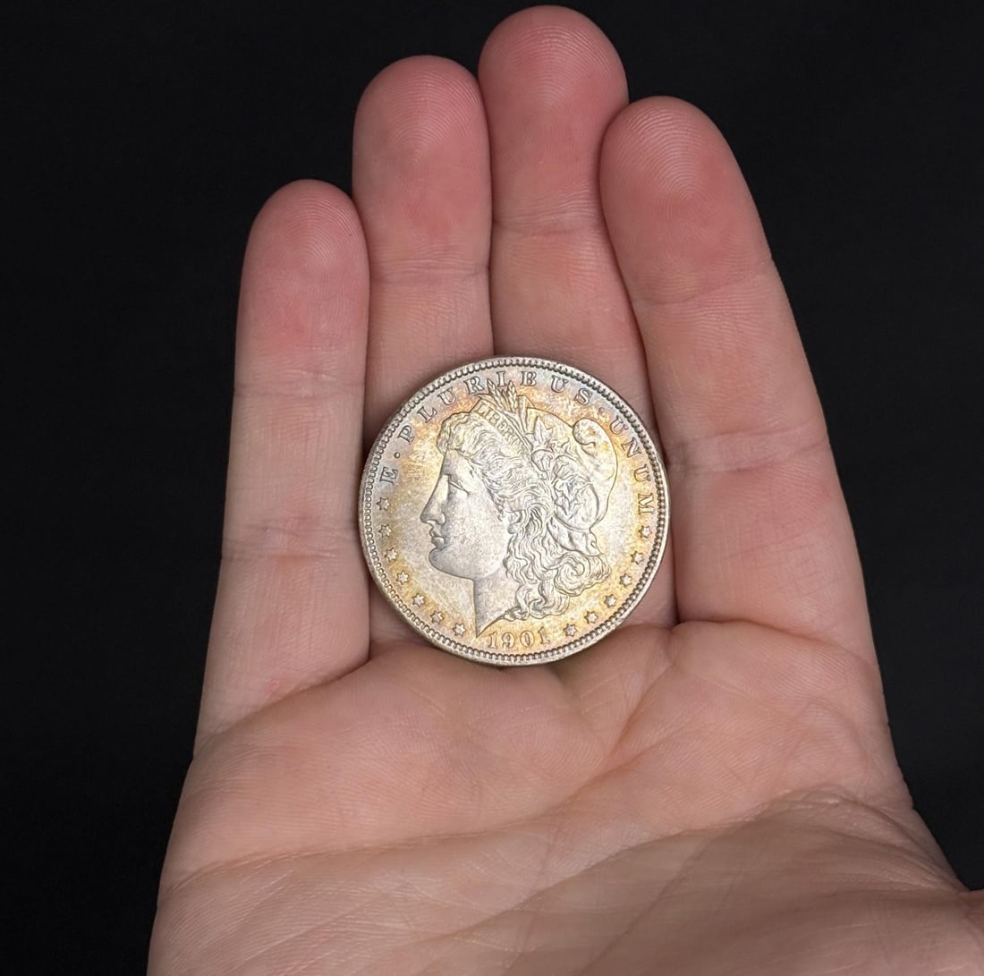 1901 O Morgan Silver Dollar (1 of 3)