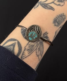 Navajo Sterling Silver Chip Inlay Bear Bracelet