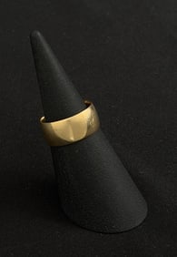 18k Gold Wedding Ring Band