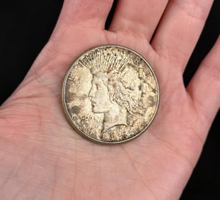 1923 S Silver Peace Dollar
