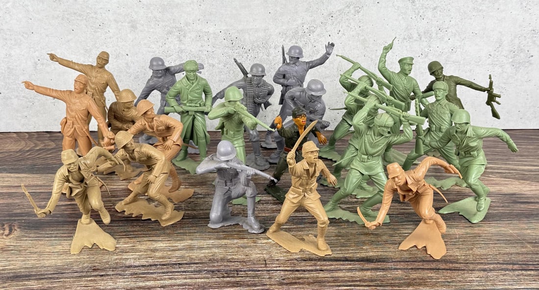 Louis Marx & Co Plastic Japanese Soldiers: Nice grouping.