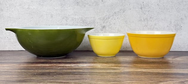 Pyrex Mixing Bowls