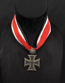 WW2 German Knights Cross Iron Cross L/12 .800