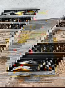 UMCO 800 A Fishing Tackle Box & Contents