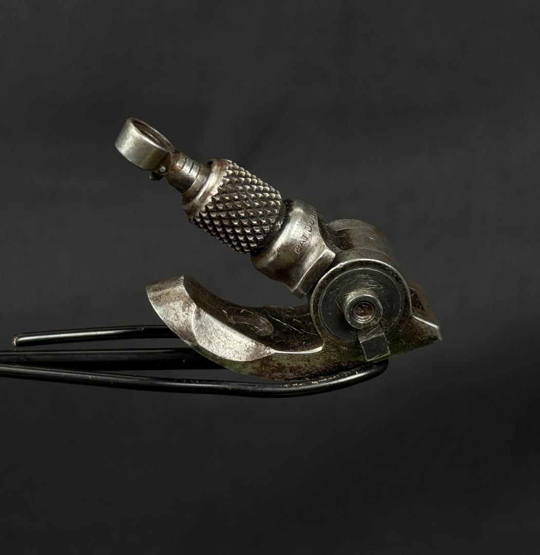 Lyman 2A AT Remington Folding Peep Sight: Fits a Remington Model 8 or 81.