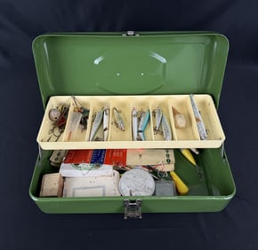 Old Pal Fishing Tackle Box & Contents