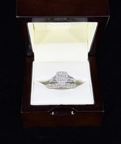 Riddles 14k Gold Diamond Engagement Ring Set