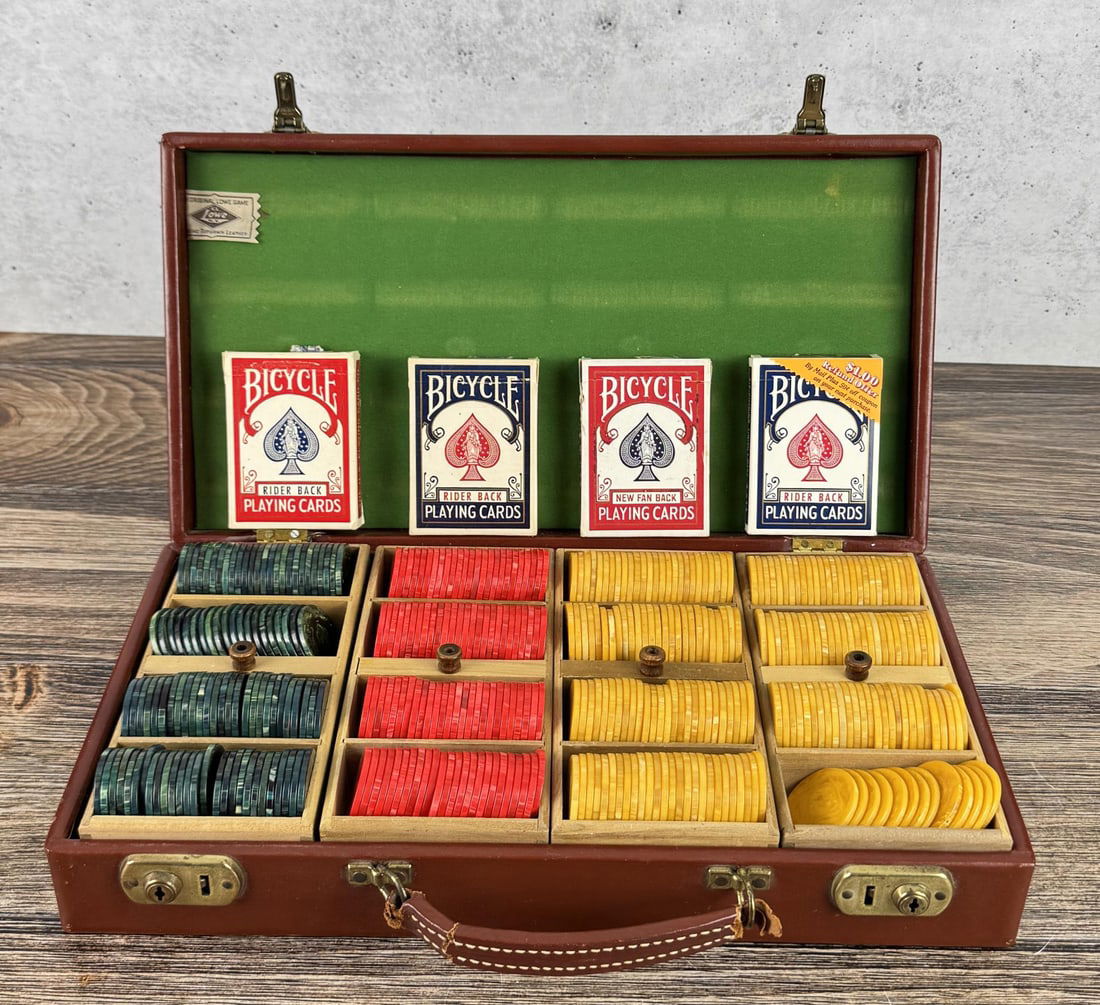 Collection of Bakelite Poker Chips (1 of 12)