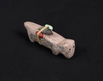 Zuni Carved Rhodonite Fox Fetish