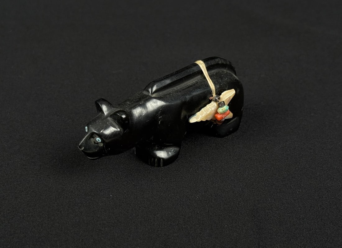 Roy Davis Zuni Carved Jet Mountain Lion Fetish (1 of 4)