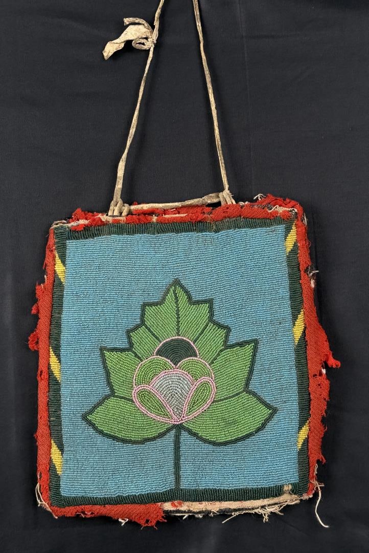 Nez Perce Native American Indian Beaded Bag (1 of 5)