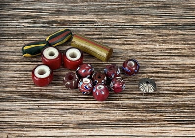 Antique Native American Indian Trade Beads