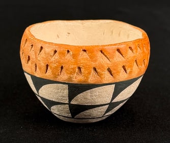 B Ramirez Acoma Pueblo Pot