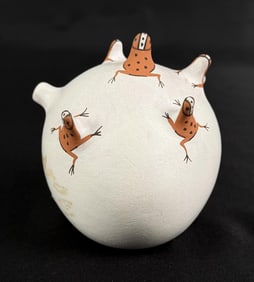 Agnes Peynetsa Zuni Frog Fetish Seed Pot