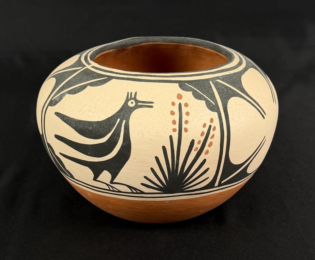 Hilda Coriz Santo Domingo Pueblo Pot Bowl (1 of 5)