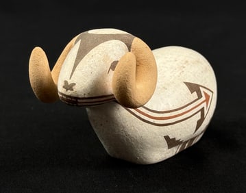 Randy Nahohai Zuni Pueblo Pottery Ram