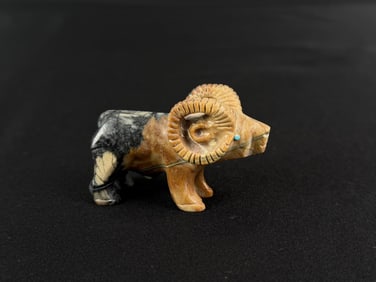 Zuni Carved Picasso Marble Bighorn Ram Fetish
